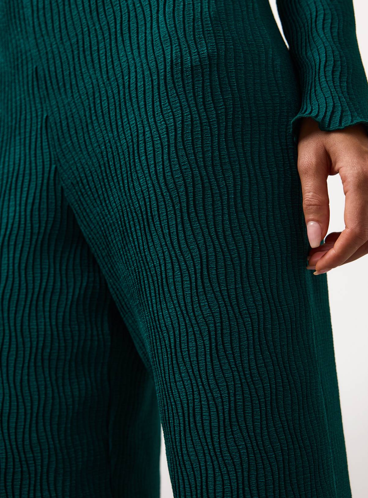Green Plisse Co-ord Wide Leg Trousers 24 - Image 3